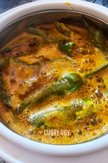 green stuffed chillies