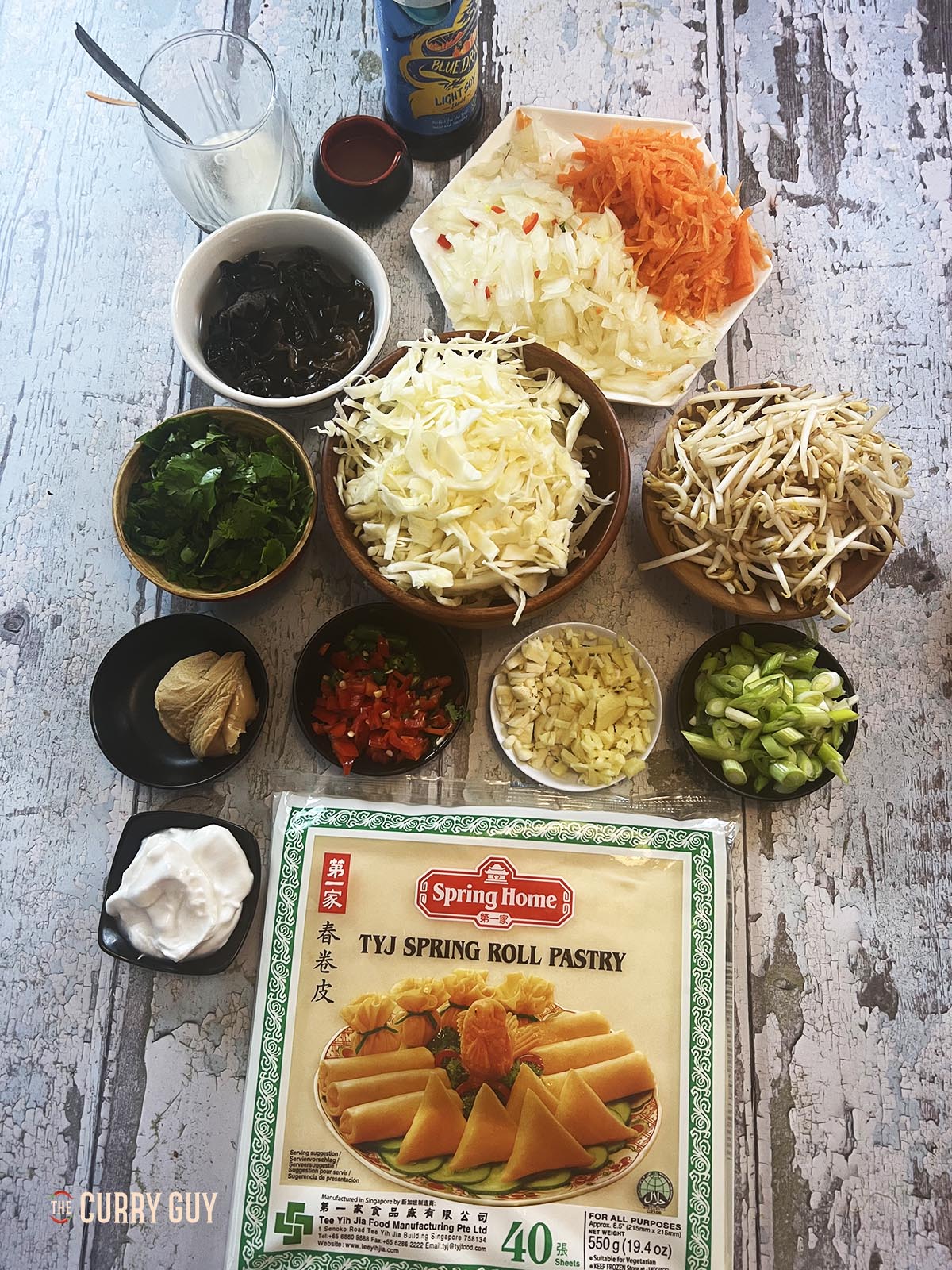 Ingredients for the spring rolls.