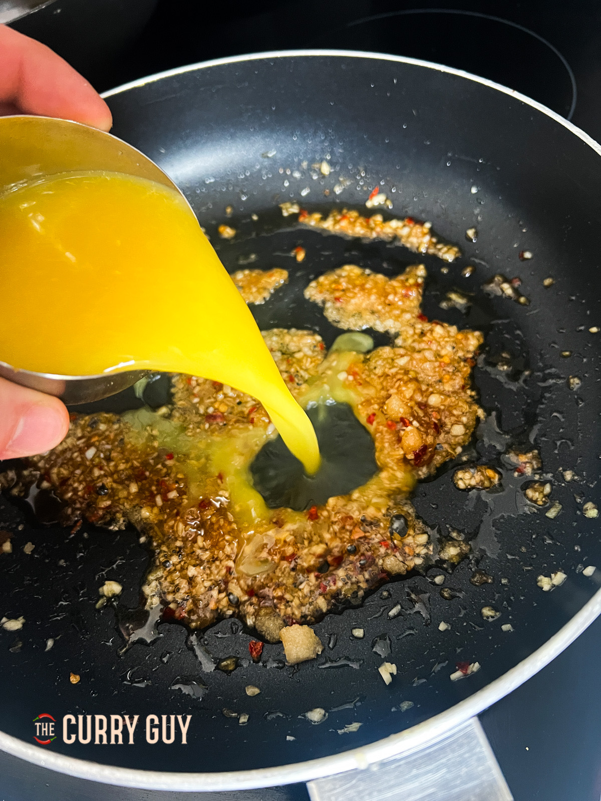 orange juice in the pan