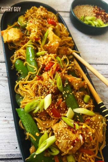 Chicken Lo Mein served up on a plate.