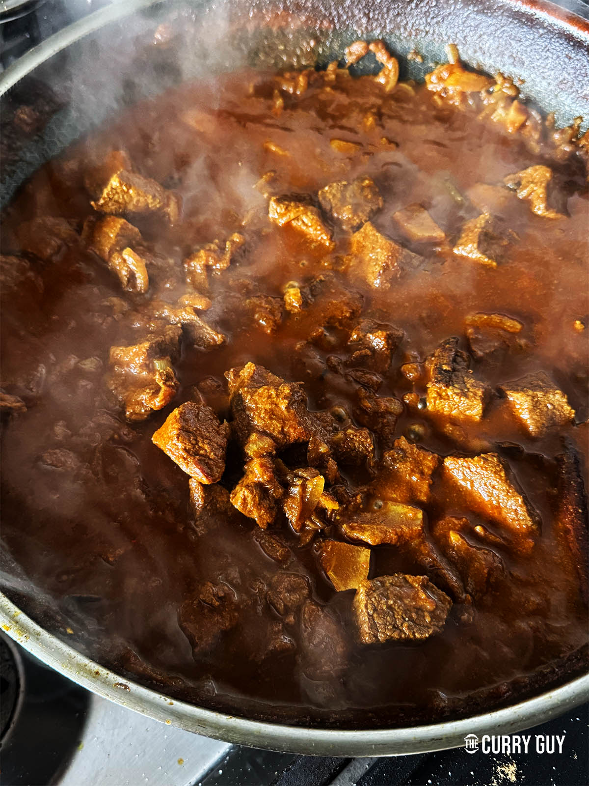 The finished shatkora curry with beef. 