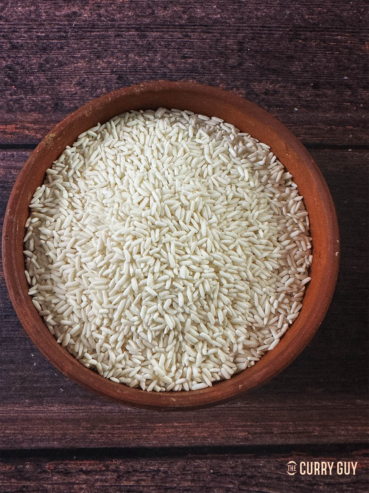 The glutinous rice in a bowl, ready to cook. 
